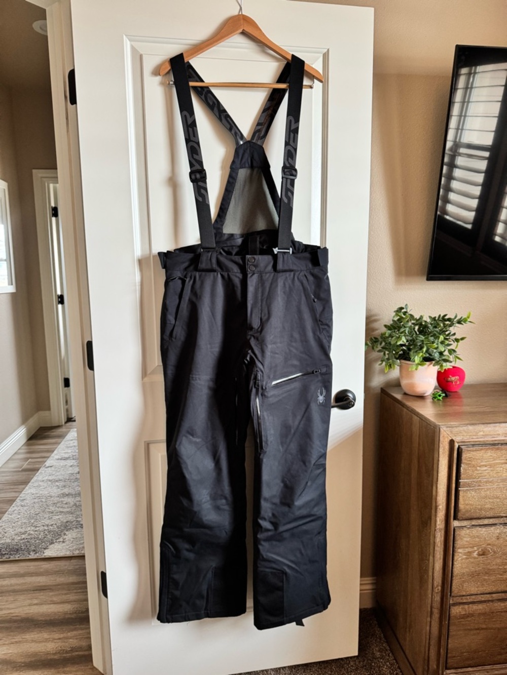 Spyder Black Men’s Ski Pants with Adjustable Suspenders